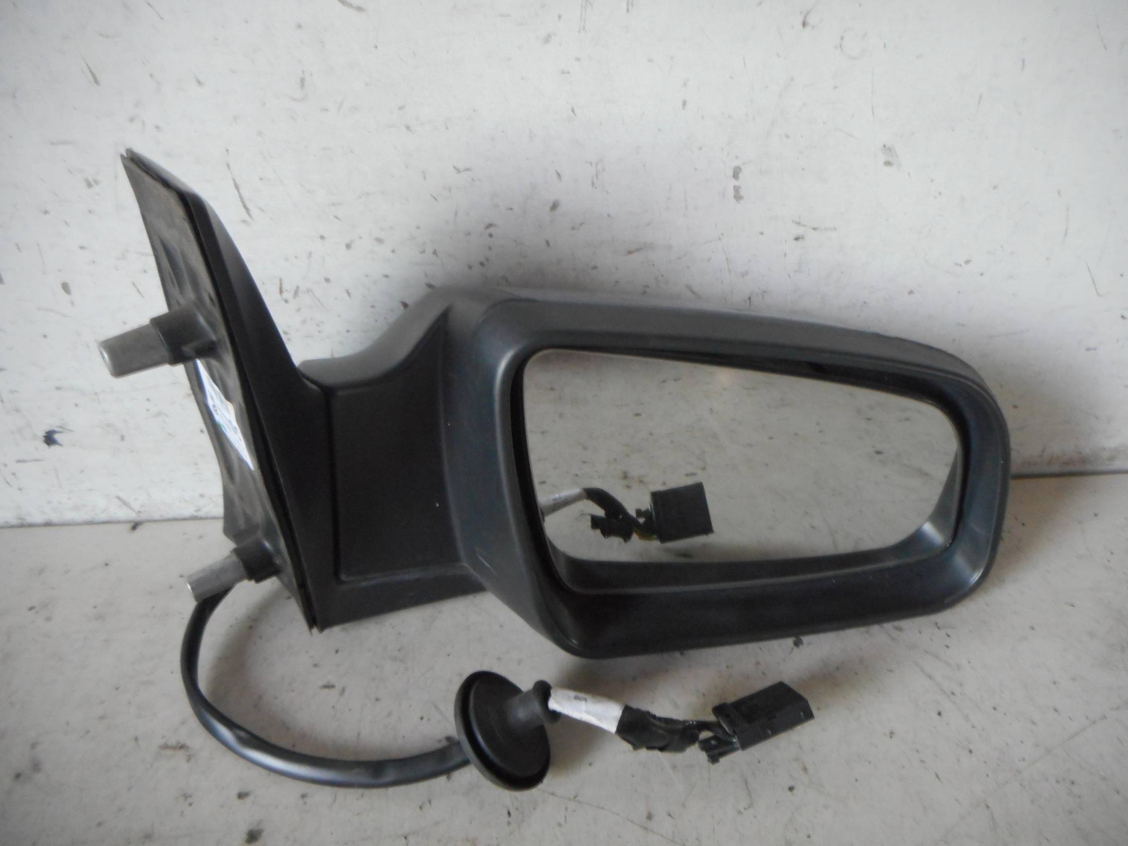 Retrovisore est. regolaz. elettr. dx.